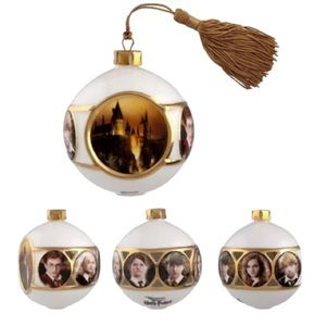 Universal Studios Wizarding World of Harry Potter Glass Tree Ornament w Tassel
